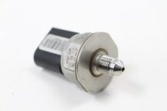 Motor Benzin Pompa Basınç Müşürü - Audi A6 - 2005 - 2011