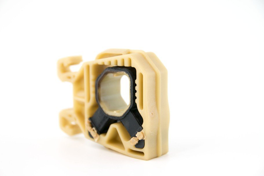 Radyatör Takozu Plastik Beyaz - 1.8/2.0 - Motor - Audi A3 - 2013 - 2016