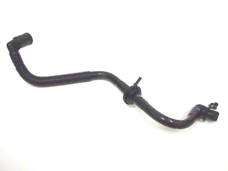 Vakum Pompa Hortumu Çek Valfi Üzerinde - Audi A3 - 2004 - 2008